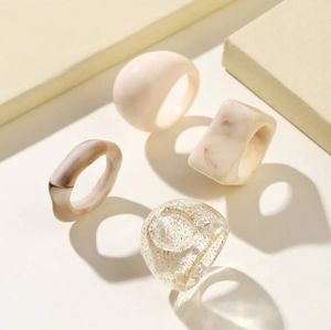 Set of 4 Acrylic Resin Rings!